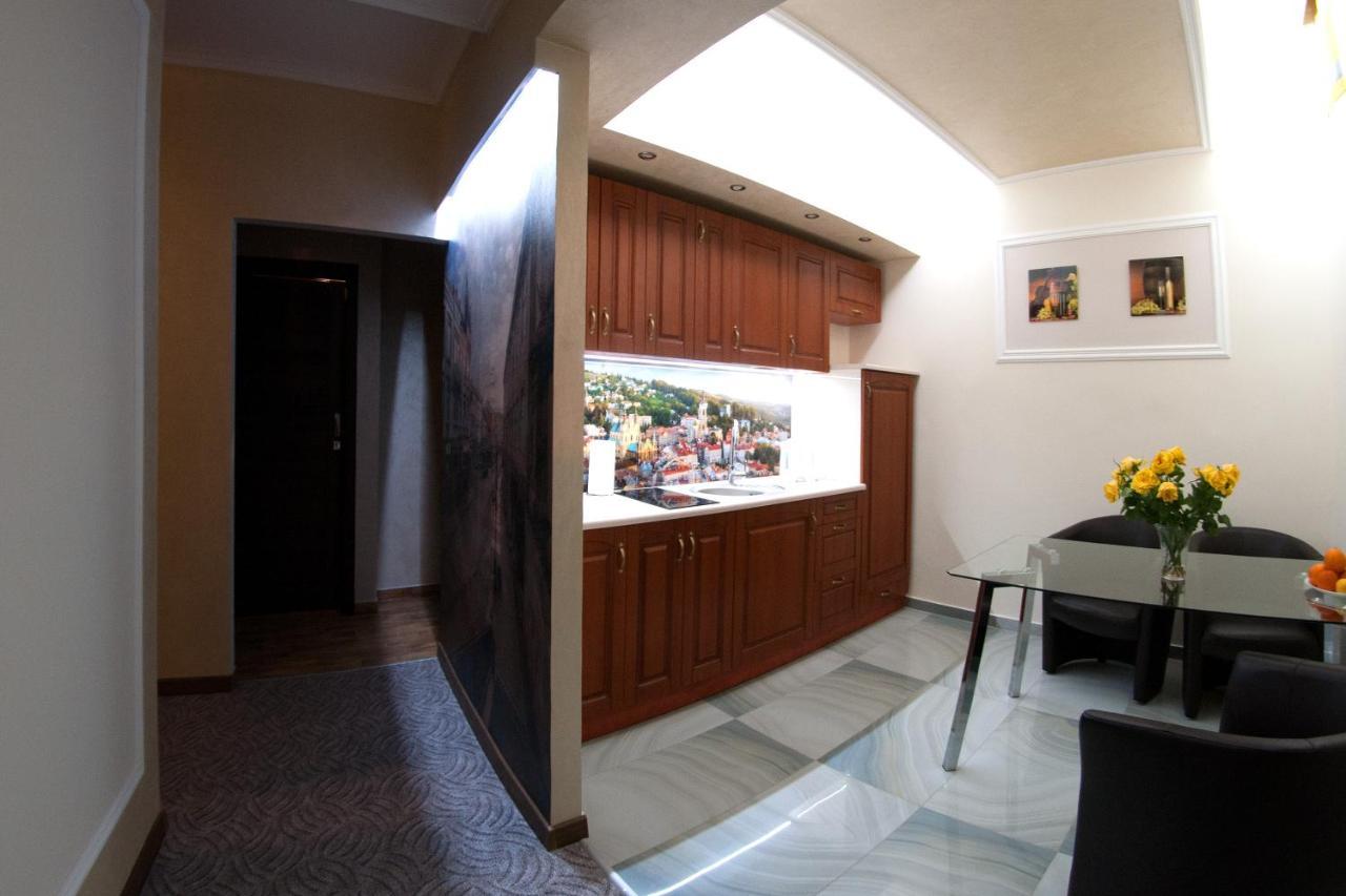 Apartamenty Na Mniszej Пшемишъл Екстериор снимка